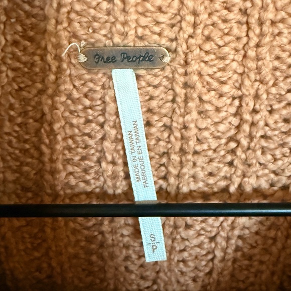100% Cotton FREE PEOPLE Seasons Change Cozy Knit Sweater - Picture 8 of 8